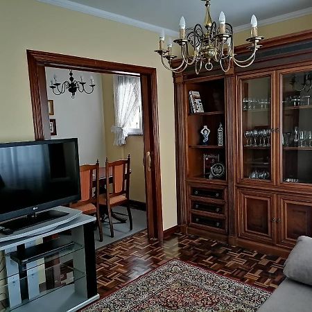 Апартаменти Piso En Pleno Centro De Mino Derecha Екстер'єр фото