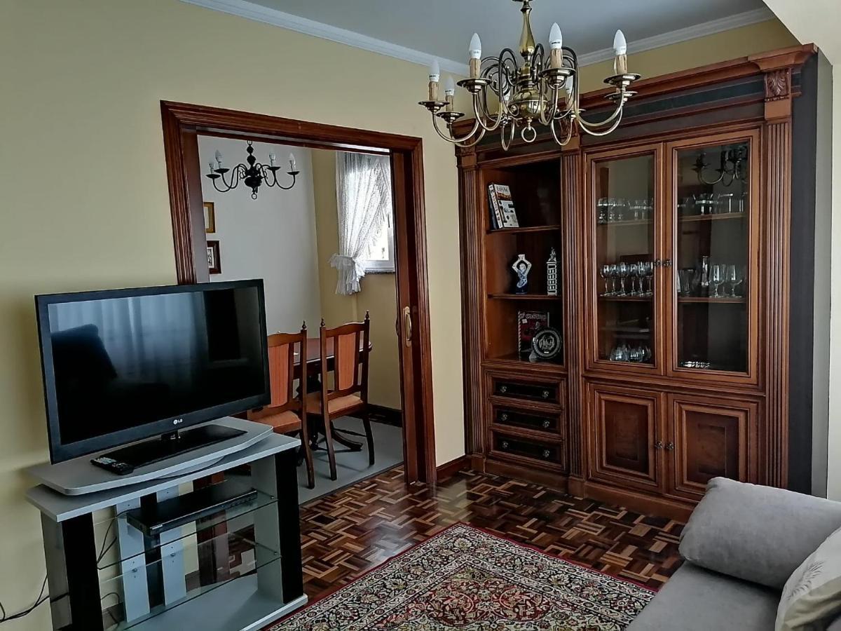 Апартаменти Piso En Pleno Centro De Mino Derecha Екстер'єр фото