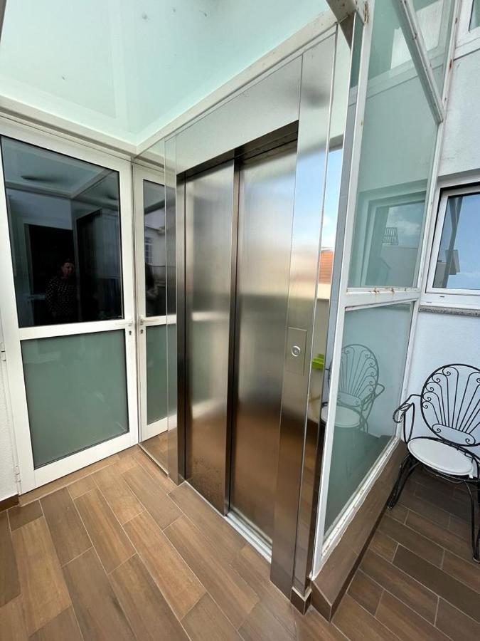 Апартаменти Piso En Pleno Centro De Mino Derecha Екстер'єр фото